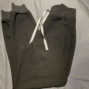 FIGS zamora jogger Small